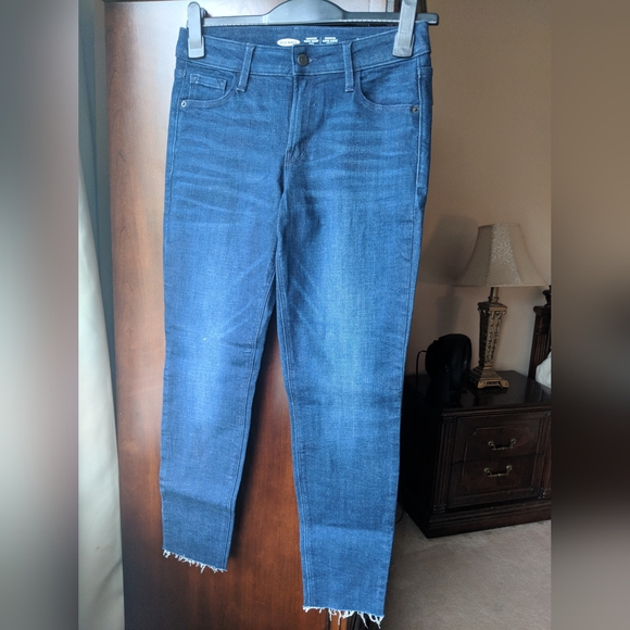 Old Navy Women's Rockstar Skinny Ankle - Picture 1 of 5